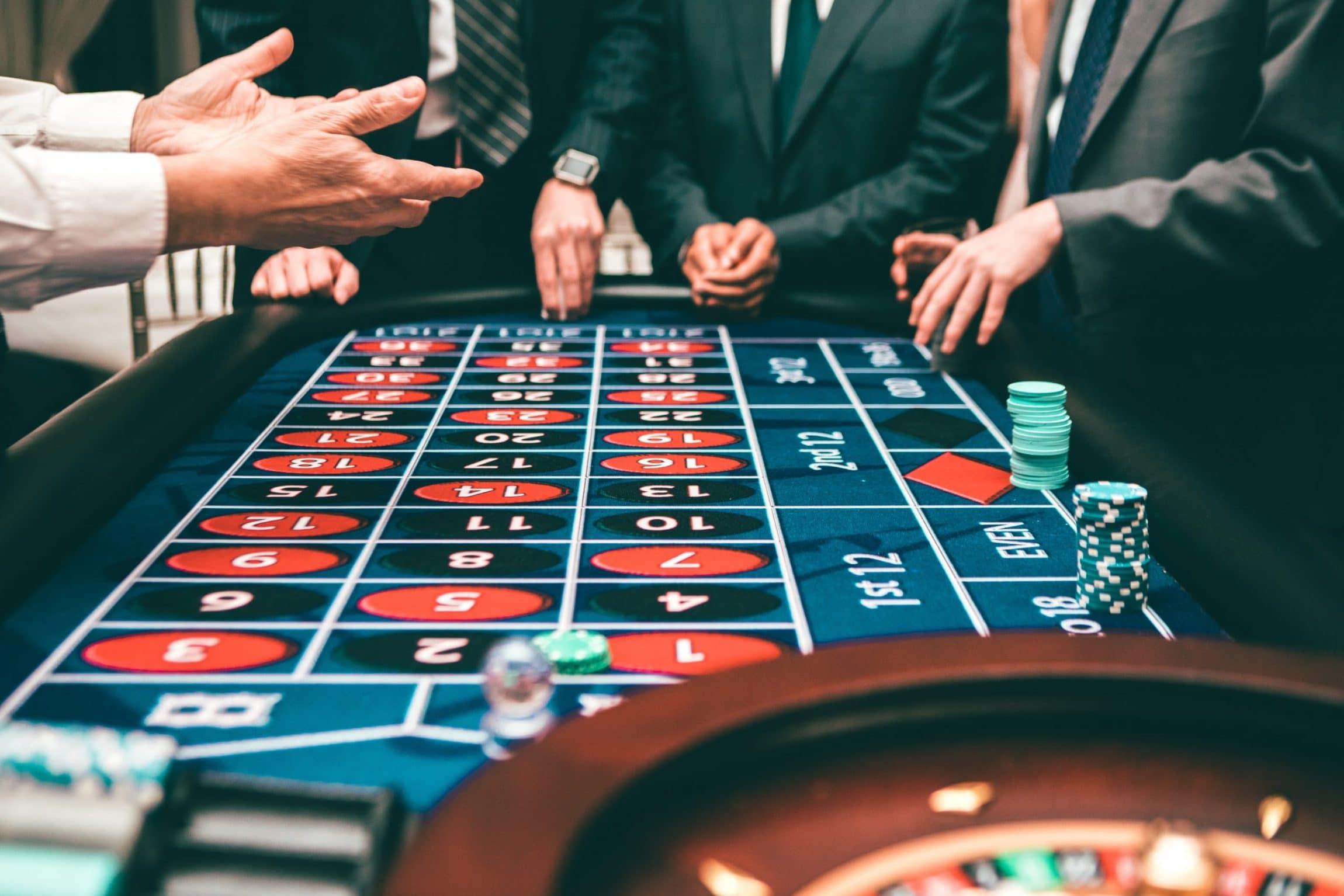 Hướng dẫn cách nạp tiền vào game nhanh chóng và các lưu ý khi sử dụng cách nạp tiền vào game