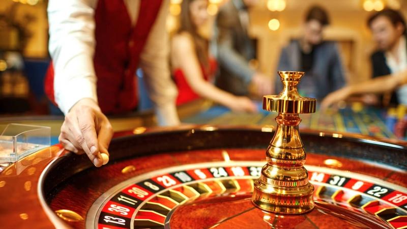 Khám phá bí quyết chơi cờ tỷ phú FO4 để thắng lớn mọi ván